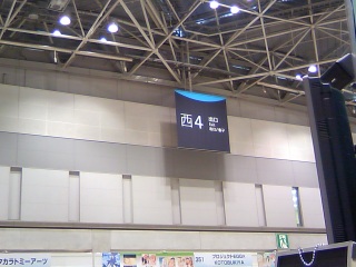 �R�~�P�R����